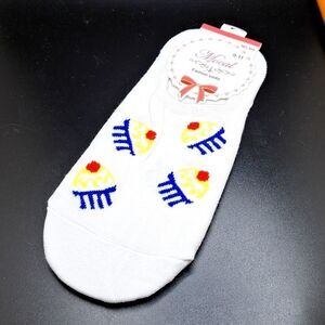WOMEN'S white ankle cupcake socksnovelty accessory